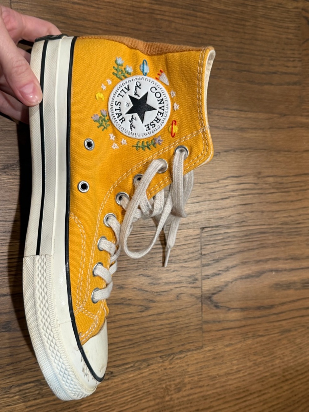 Converse Mustard hand embroidered High-Top Sneakers - Picture 3 of 9